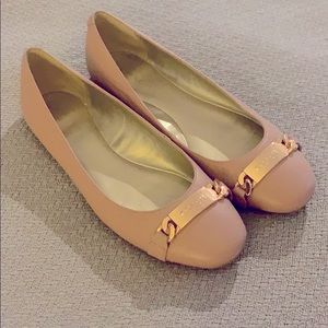 Coach Nude/Blush flats w/ gold chain size 6.5